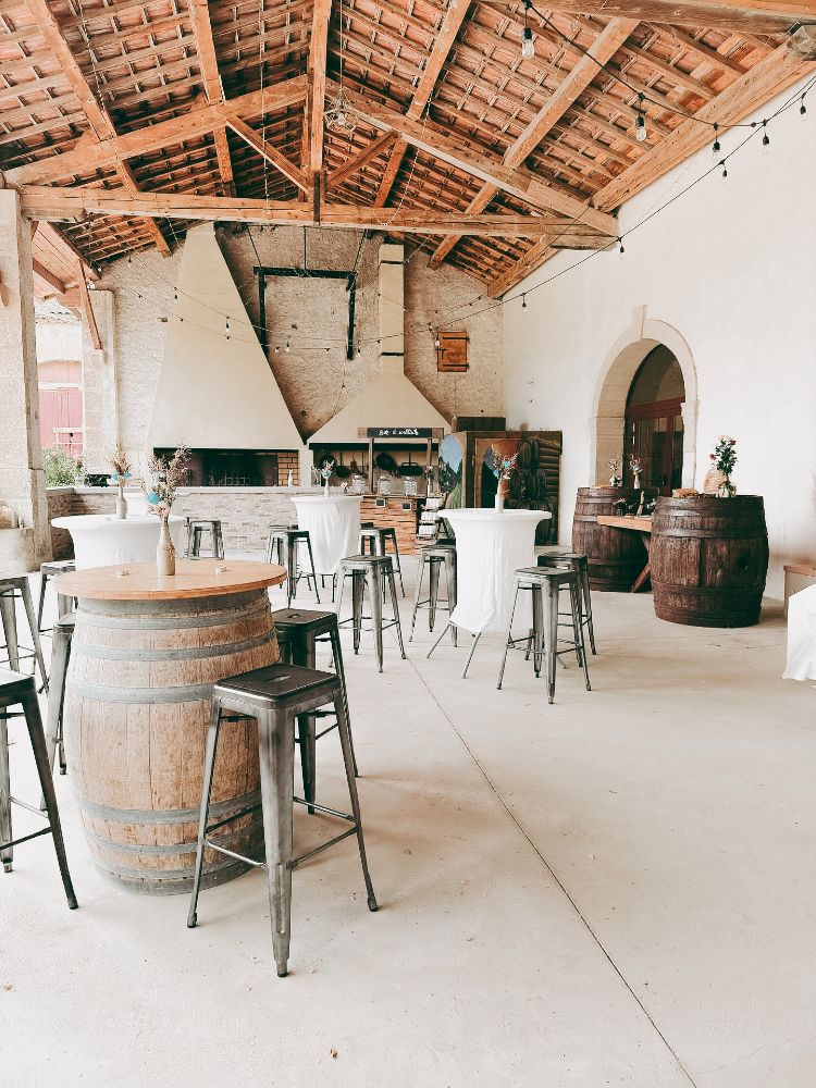 Domaine la Grande Canague - Préau aménagé